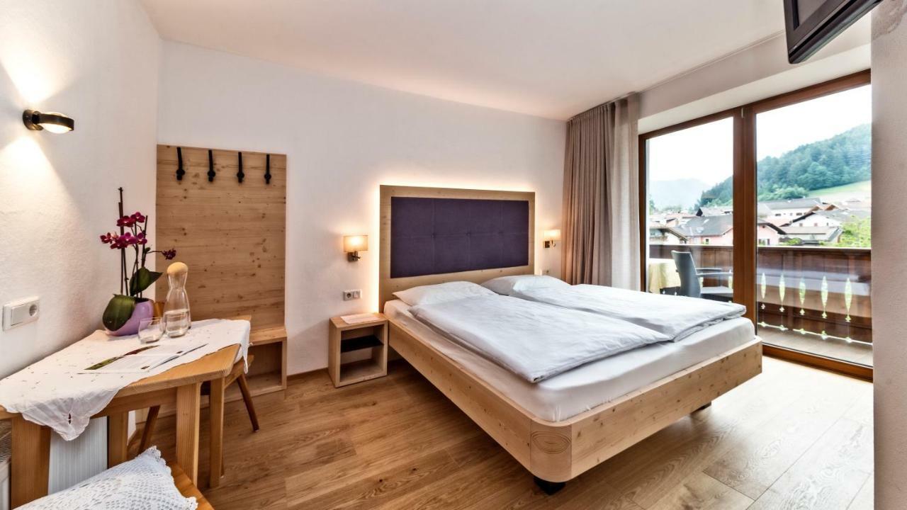 Garni Pramstrahler Hotel Chiusa Luaran gambar
