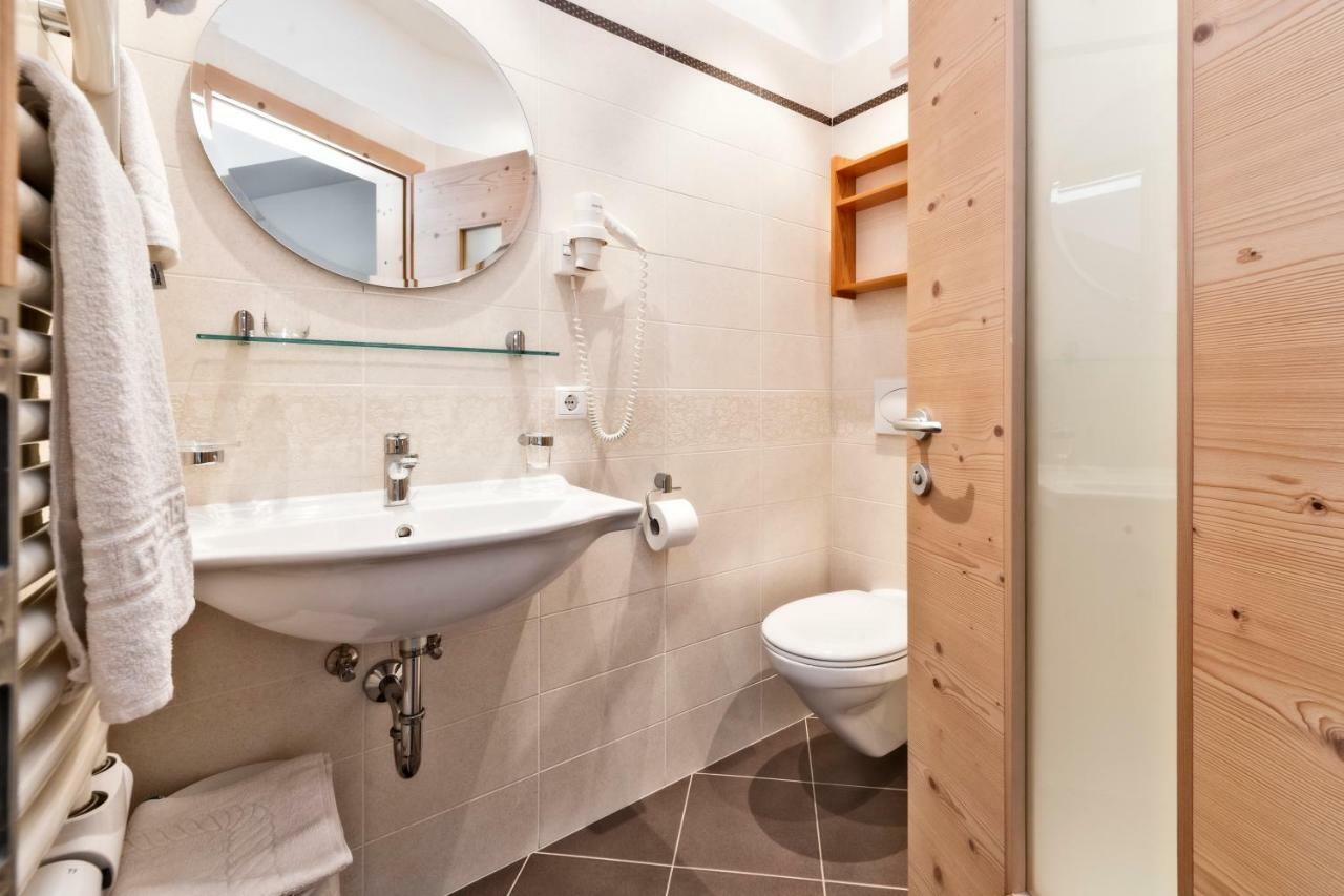 Garni Pramstrahler Hotel Chiusa Luaran gambar