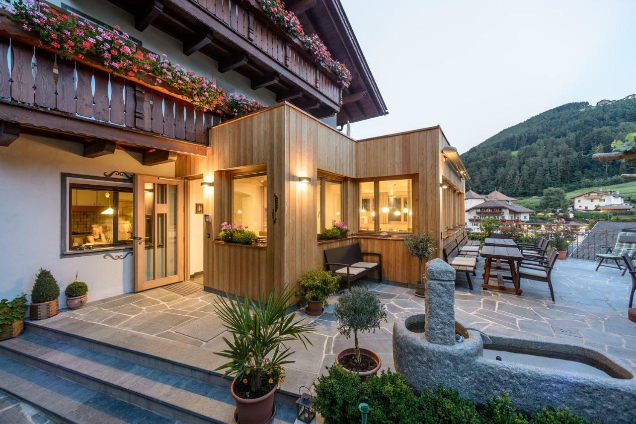 Garni Pramstrahler Hotel Chiusa Luaran gambar